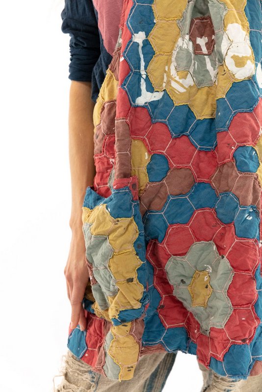 Magnolia Pearl Love Quiltwork Elii Faye Apron 014 Lovebug